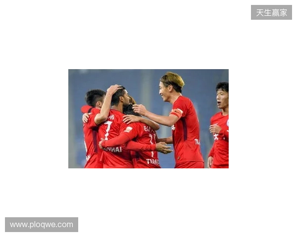 中超-深圳5-2十人三镇 韦斯利、本科维奇分别双响戴伟浚送助攻